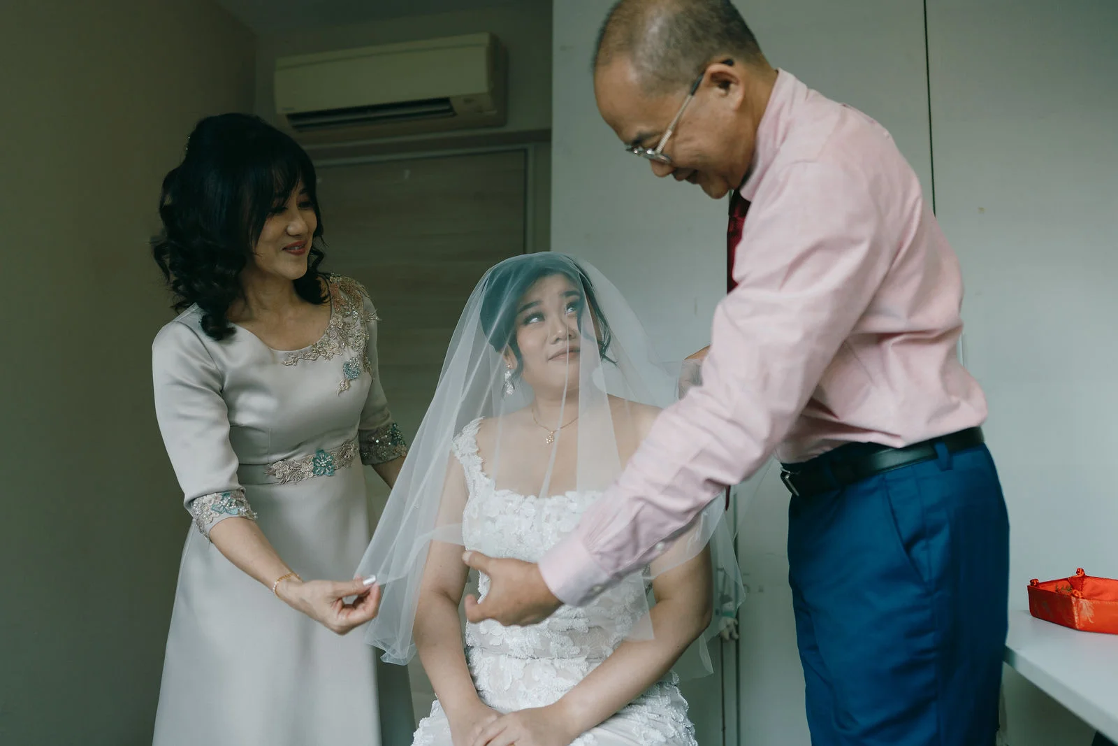 E & H wedding photo 8