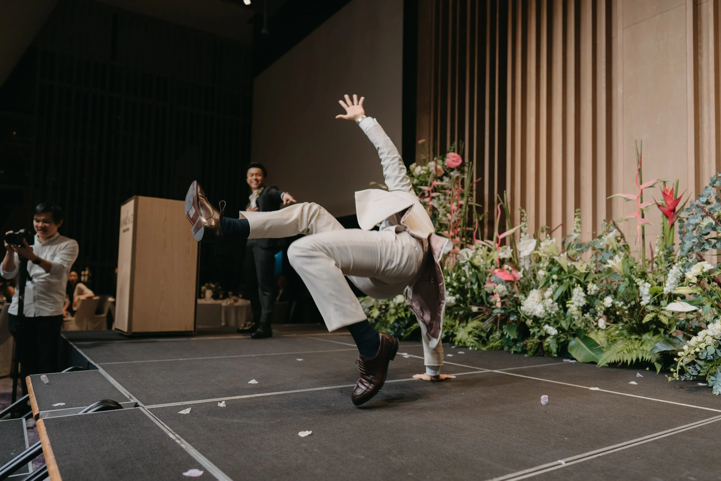 Y & Y wedding photo 37