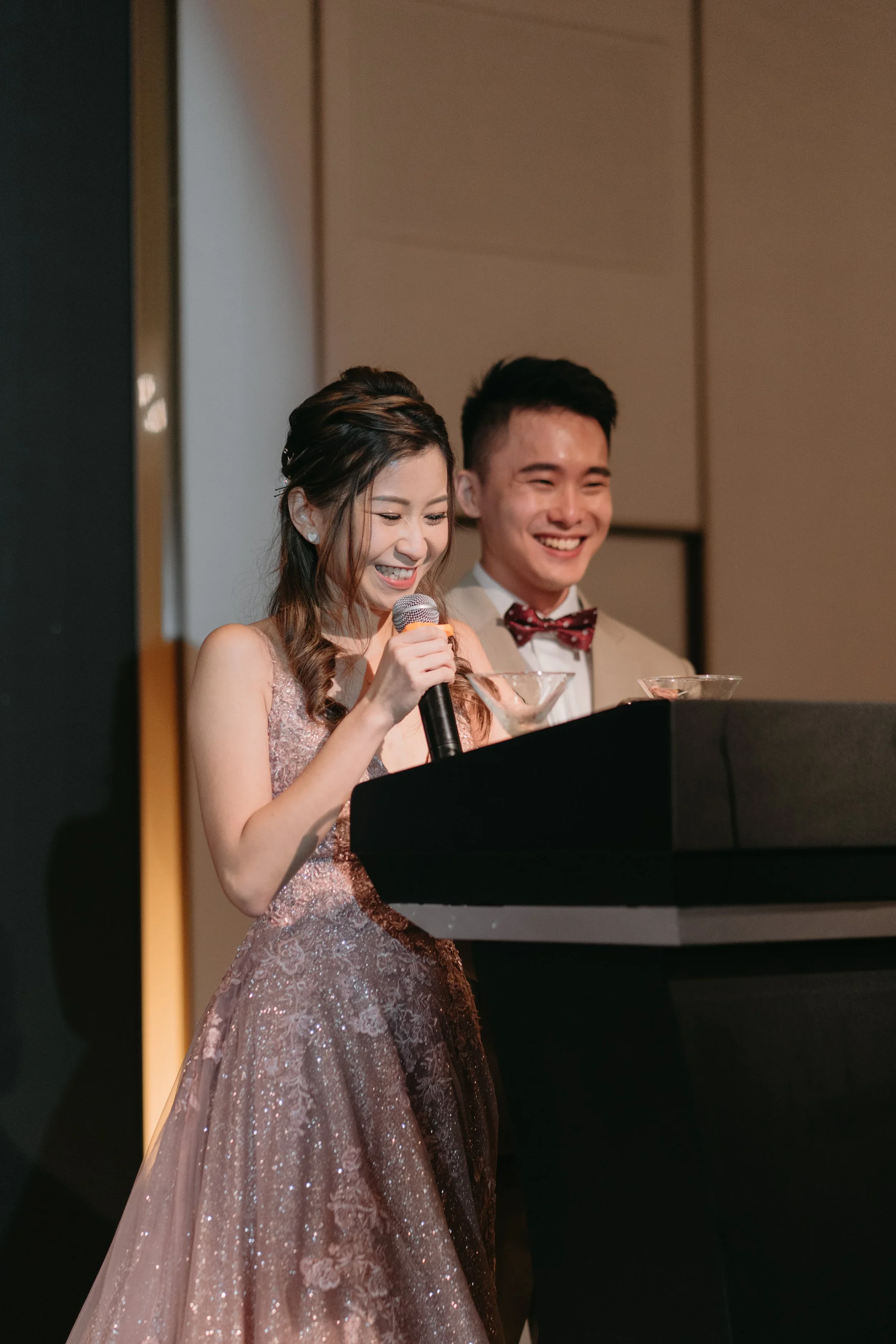 L & C wedding photo 200