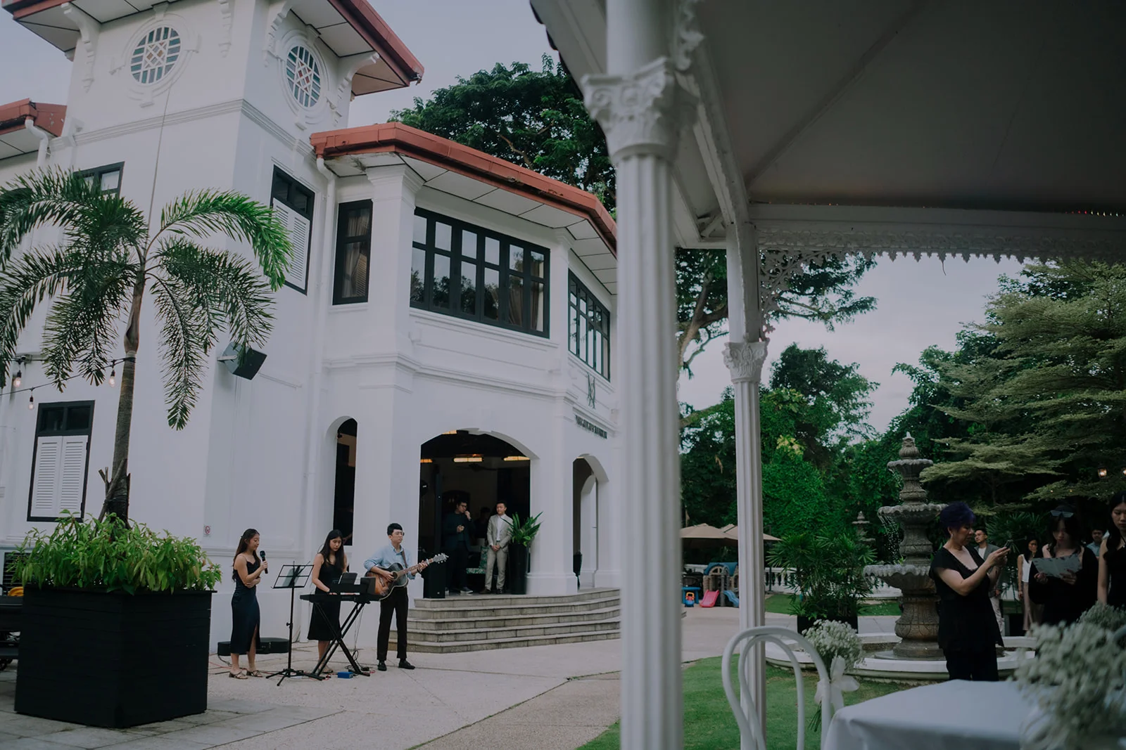 F & R wedding photo 22