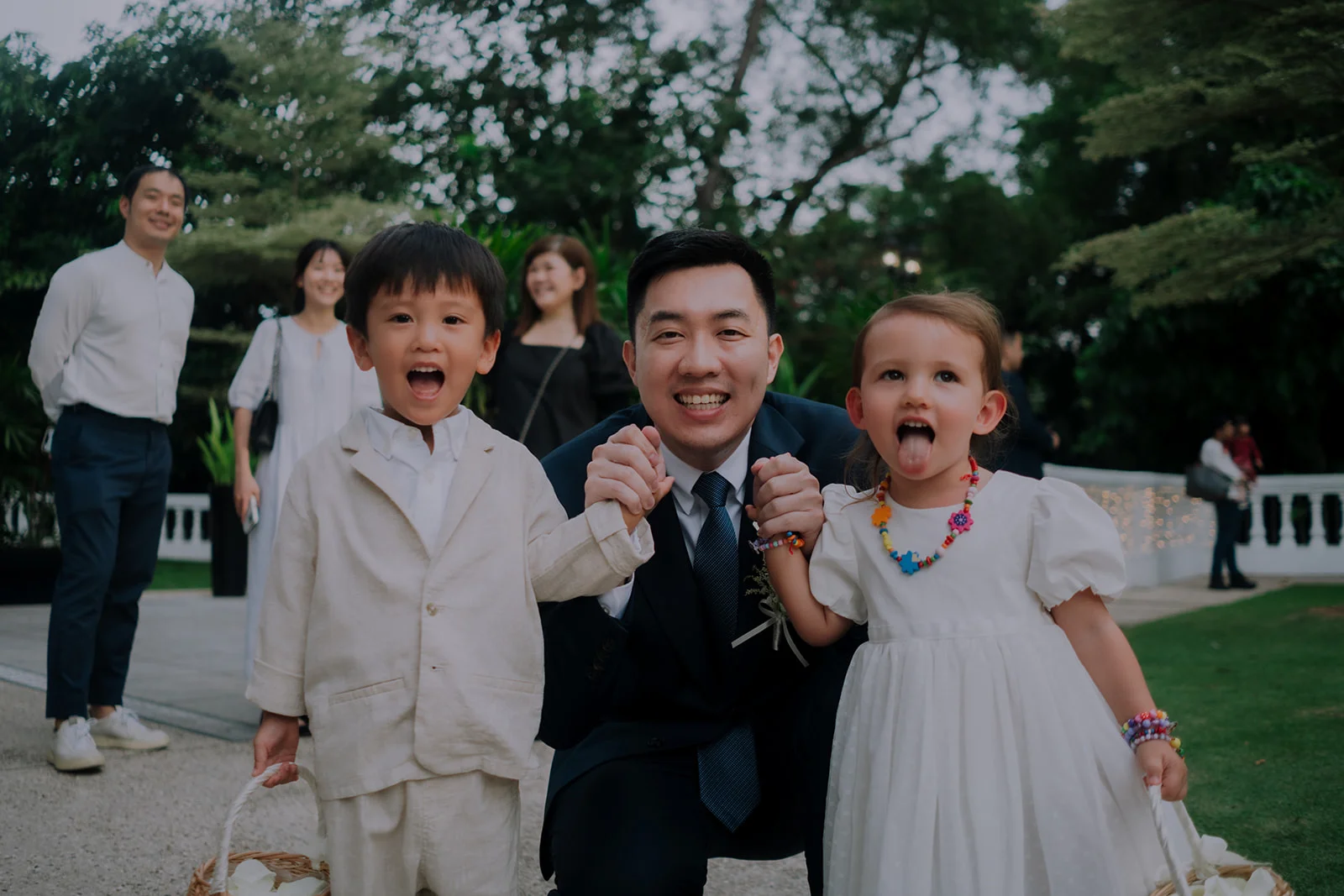 F & R wedding photo 6