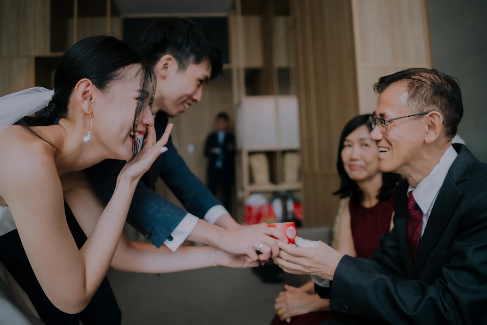 R & H wedding photo 17