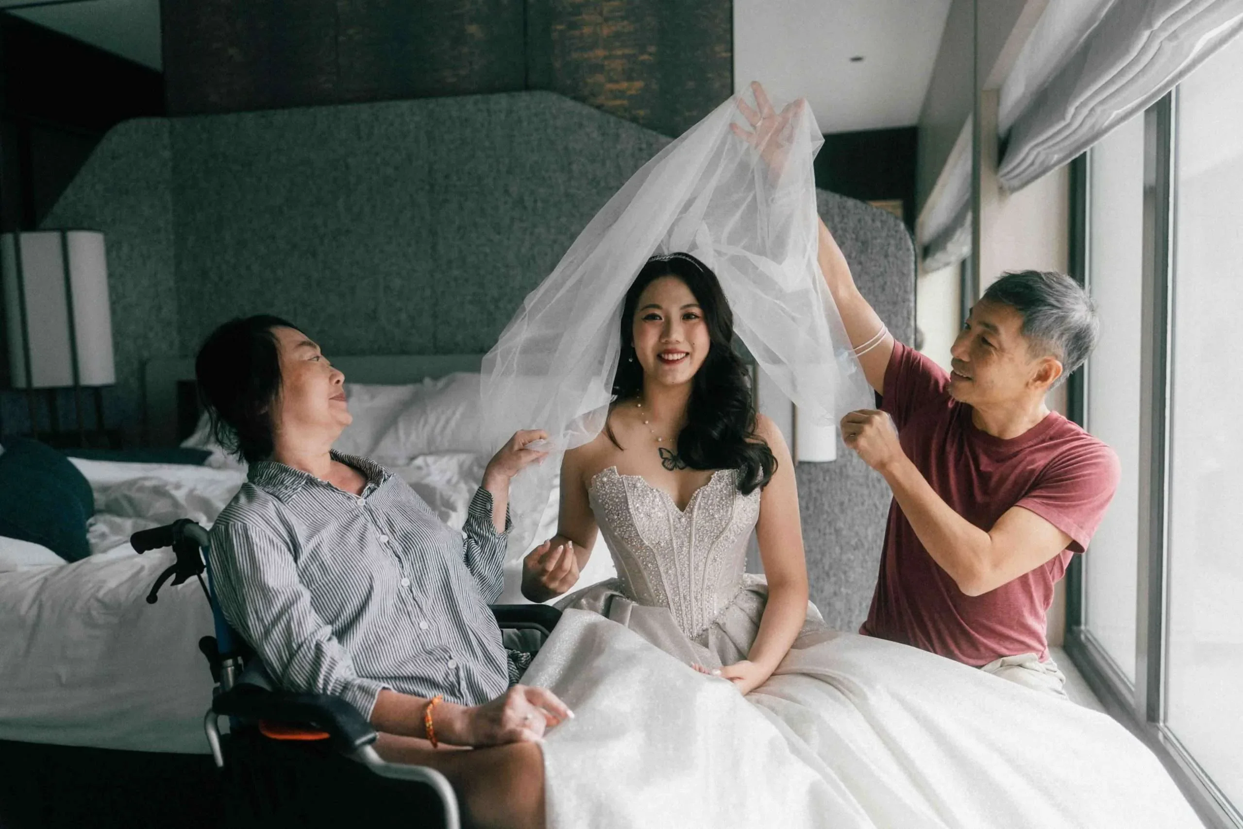 B & X wedding photo 9