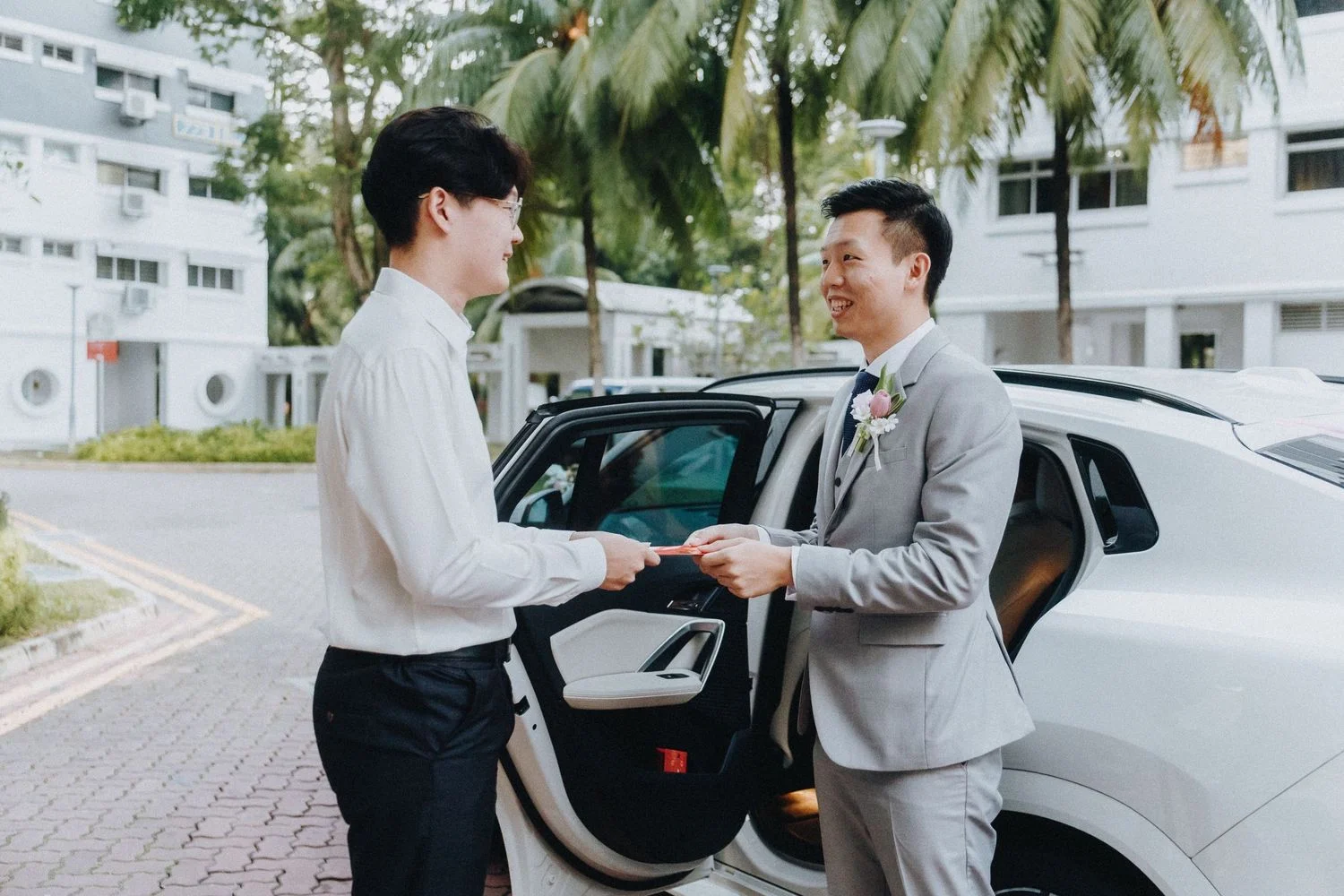 X & L wedding photo 28