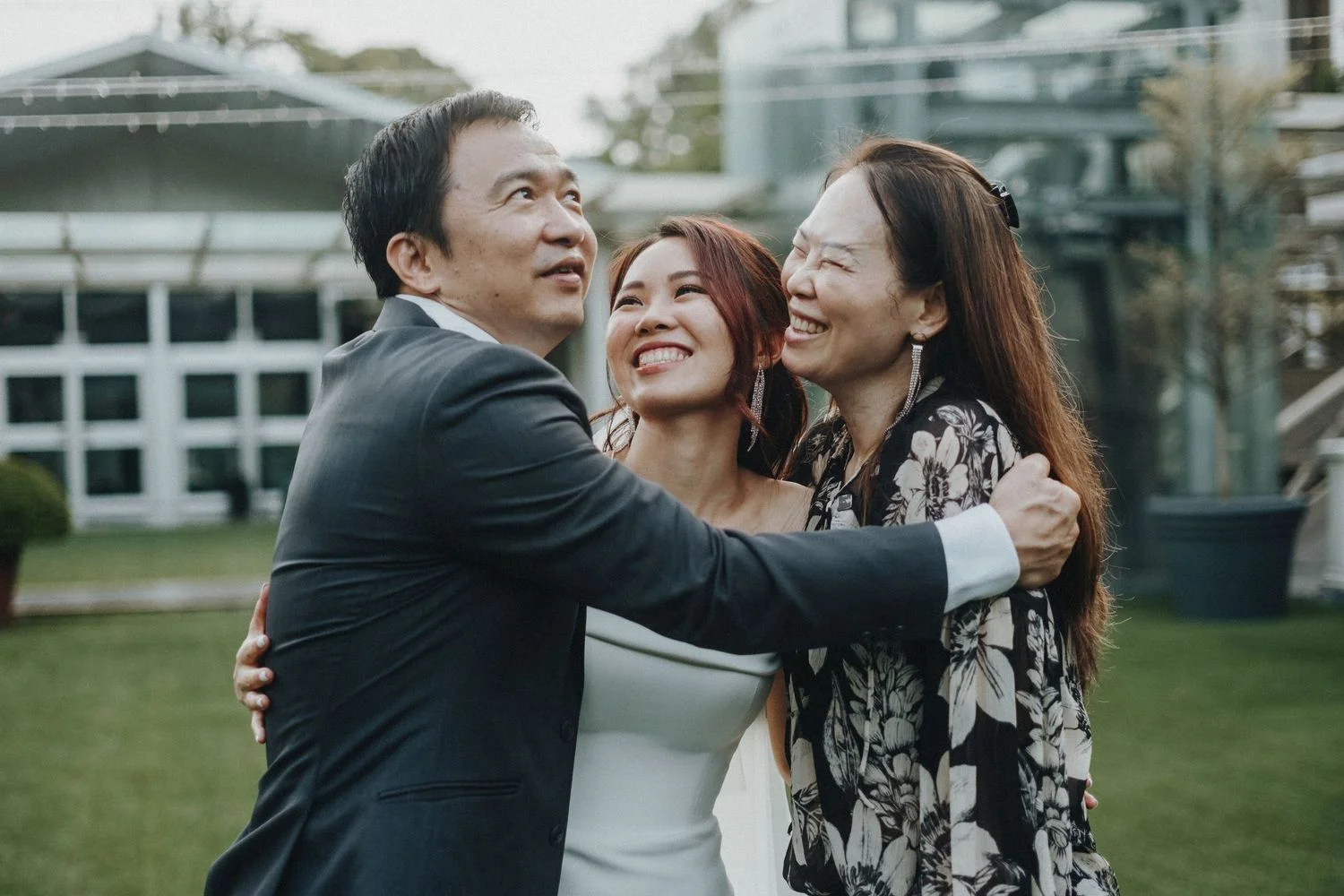 J & H wedding photo 20