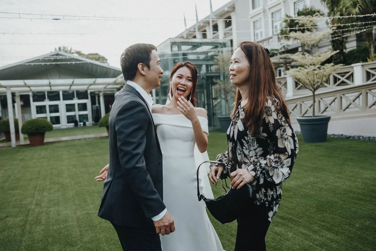 J & H wedding photo 21