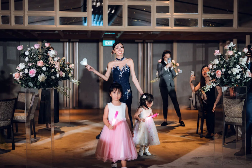 V & H wedding photo 201