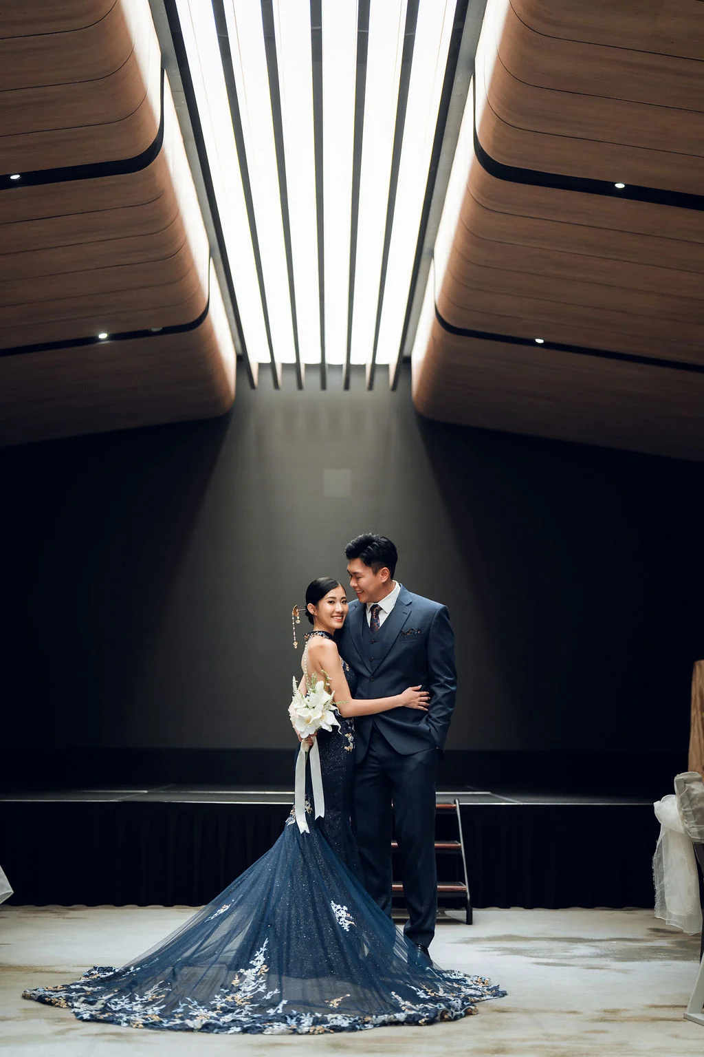 V & H wedding photo 3