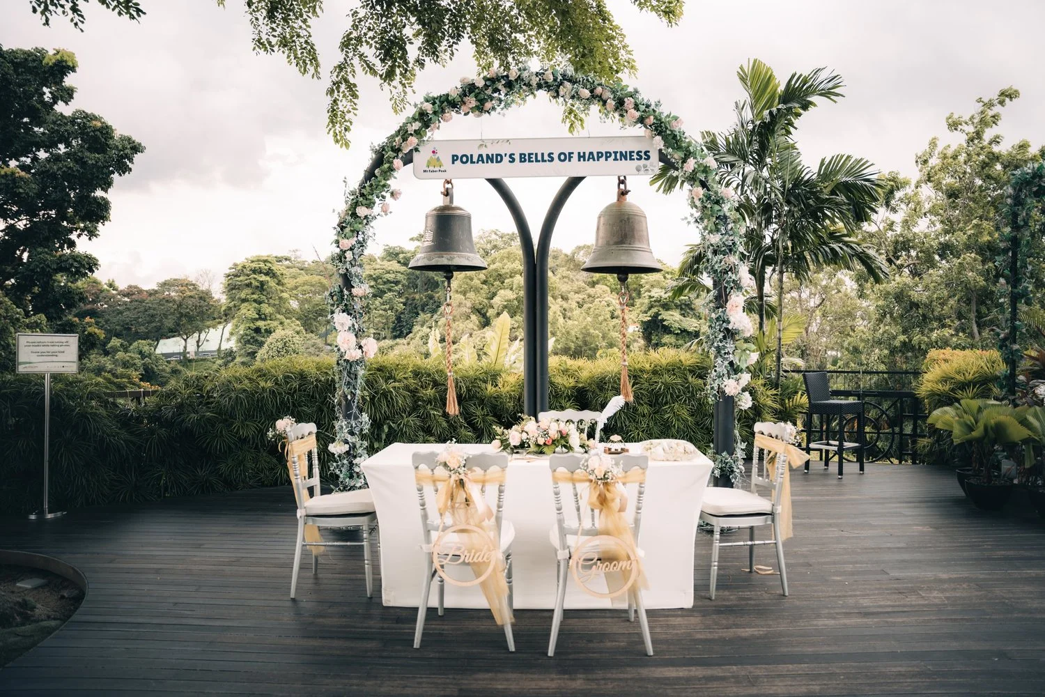 T & K wedding photo 23