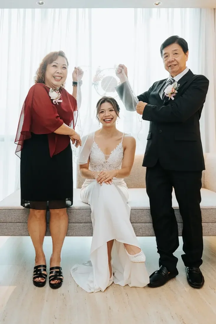 S & A wedding photo 19