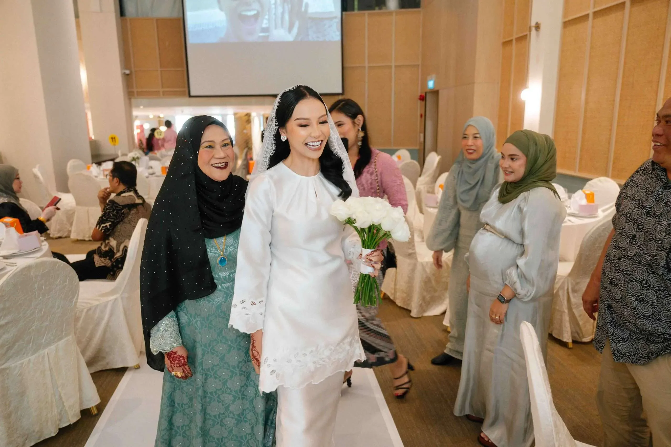 E & N wedding photo 12