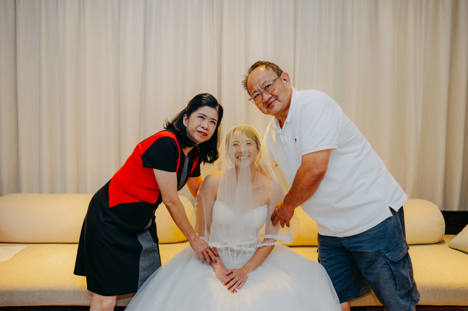 E & J wedding photo 12