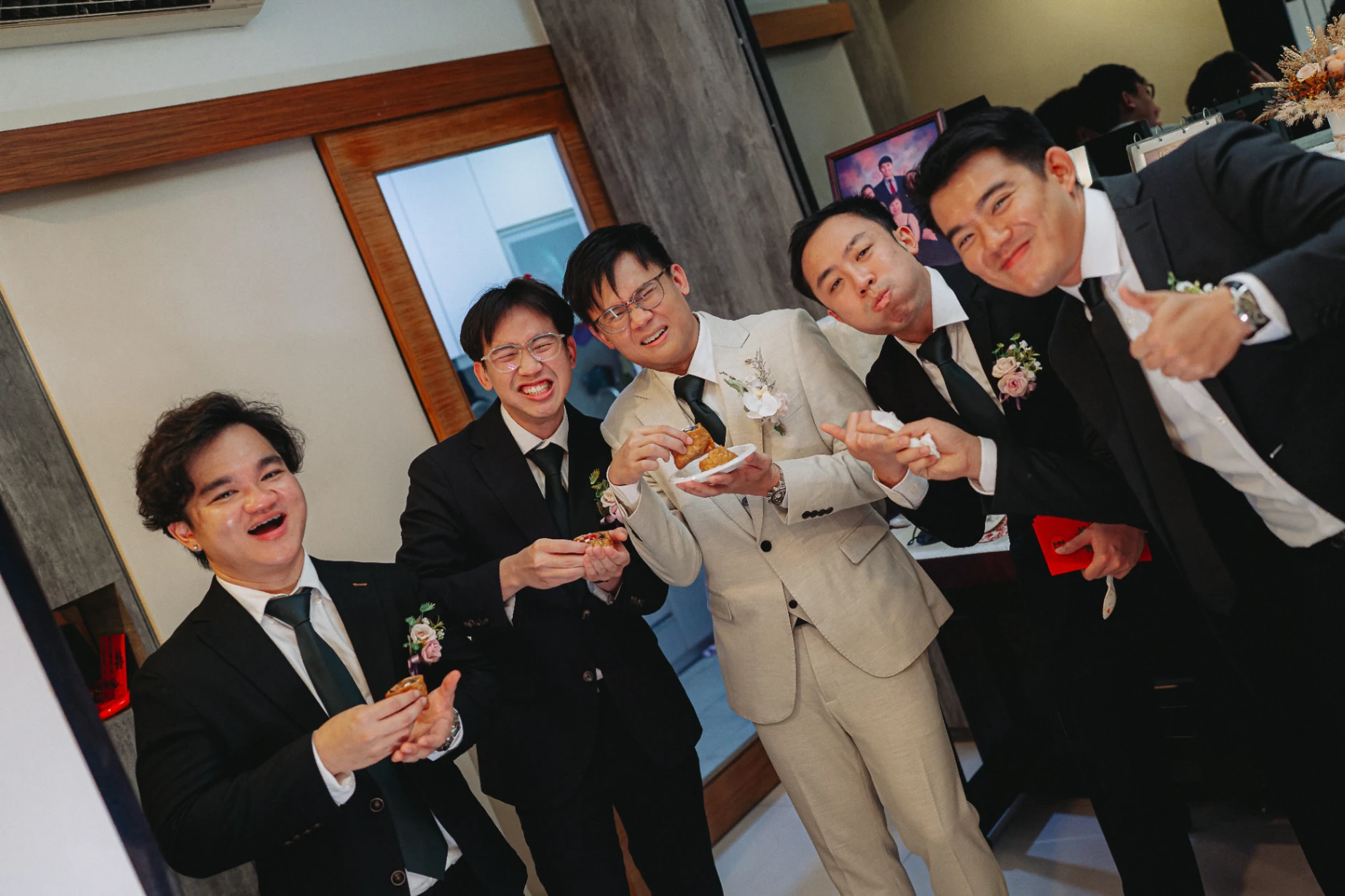 I & A wedding photo 111