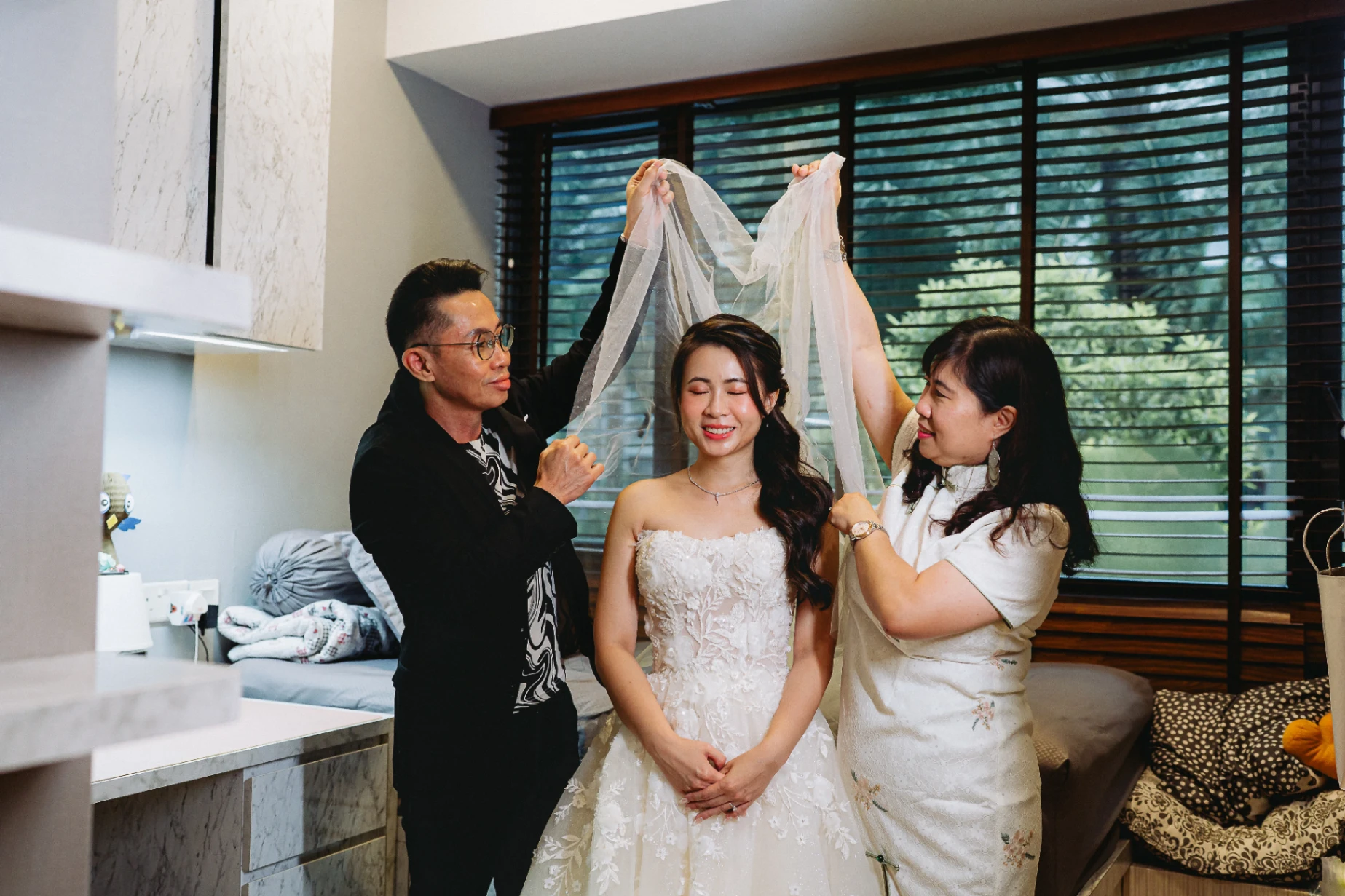 I & M wedding photo 6