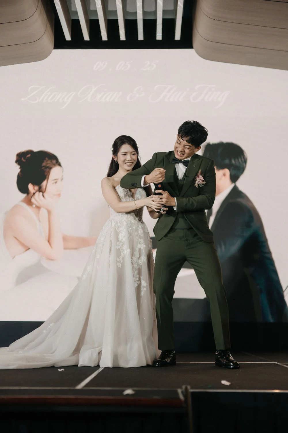 Z & H wedding photo 20