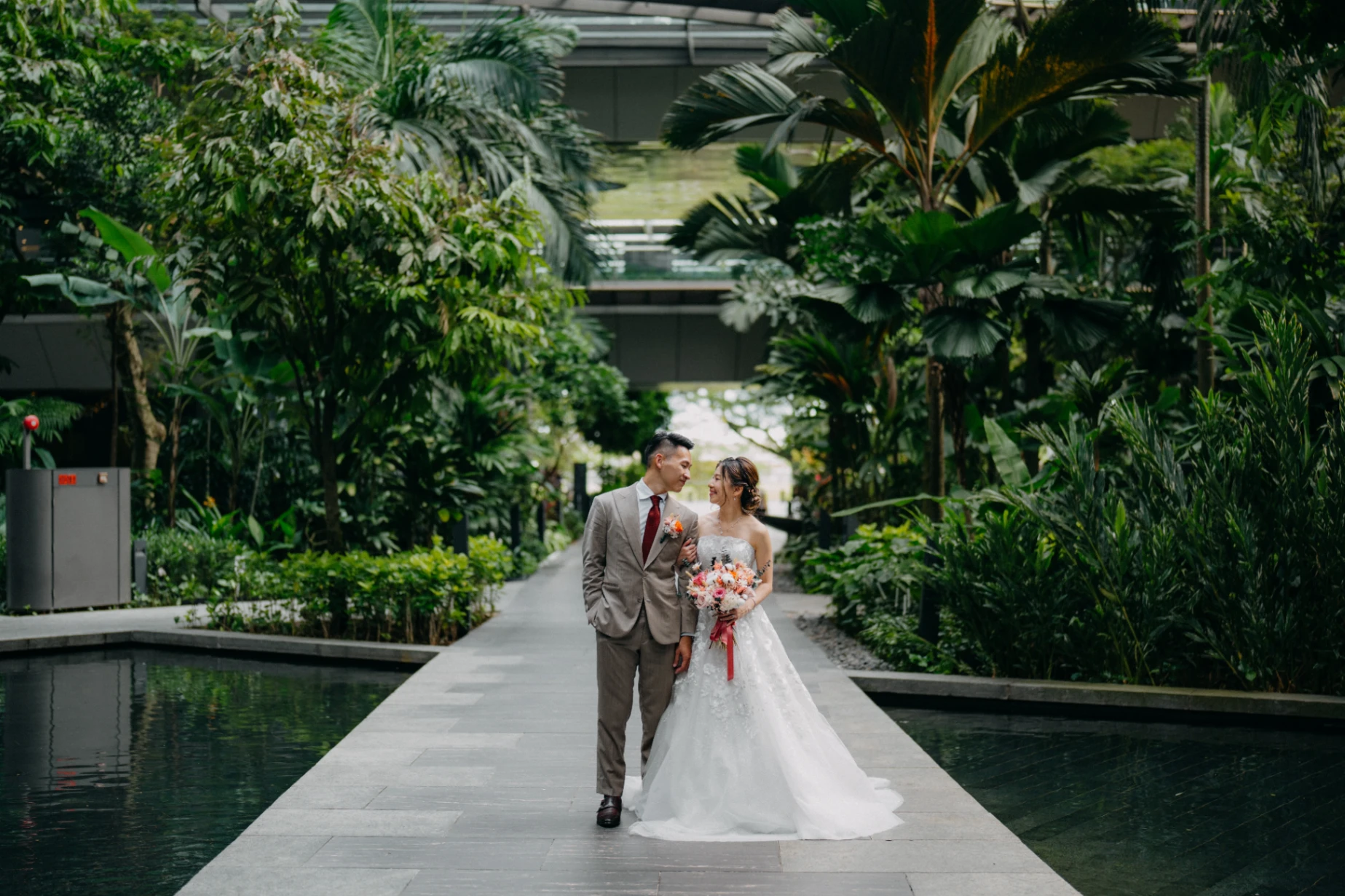 A & XY wedding photo 35