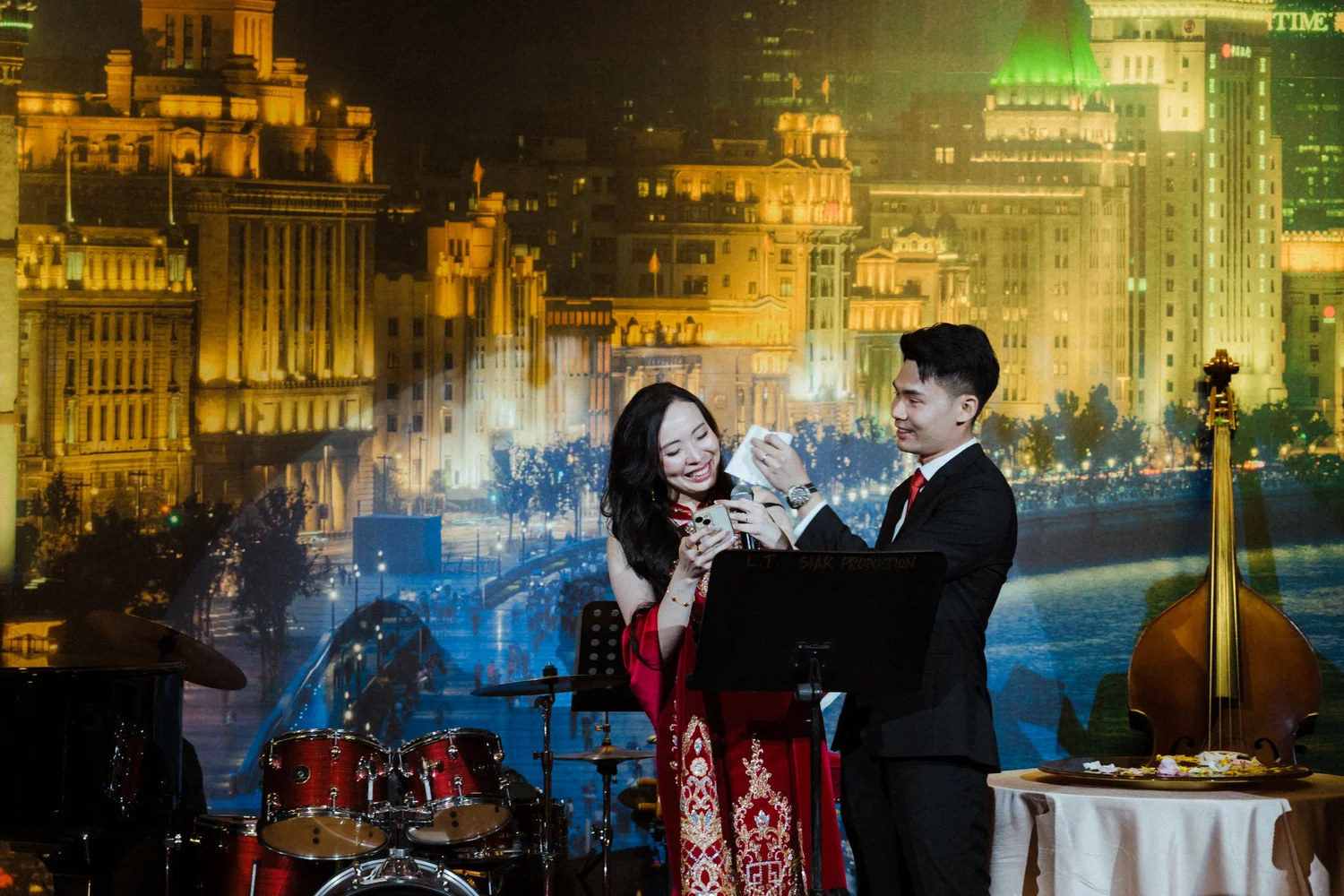 E + H wedding photo 30