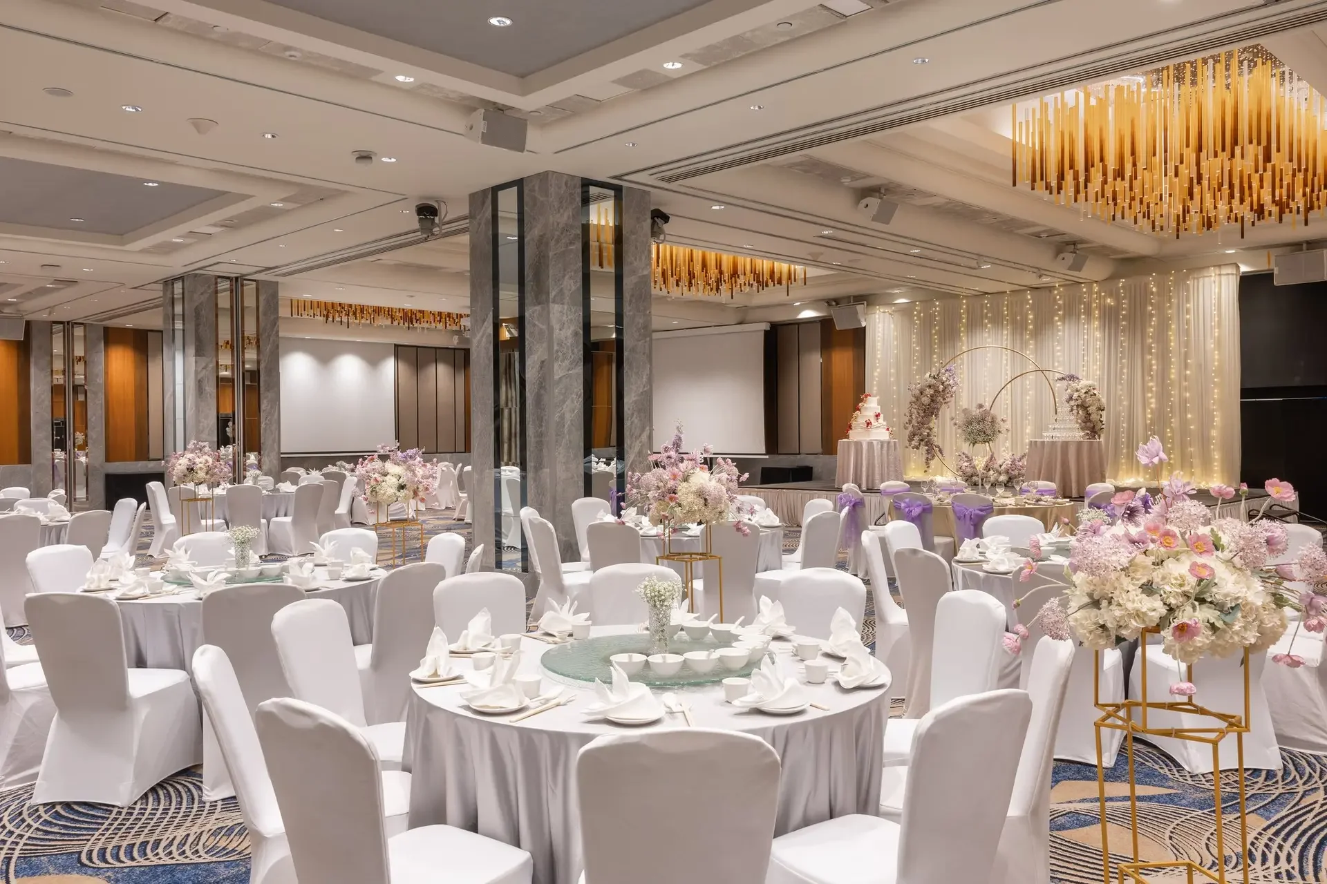 Grand Ballroom - Photo 2