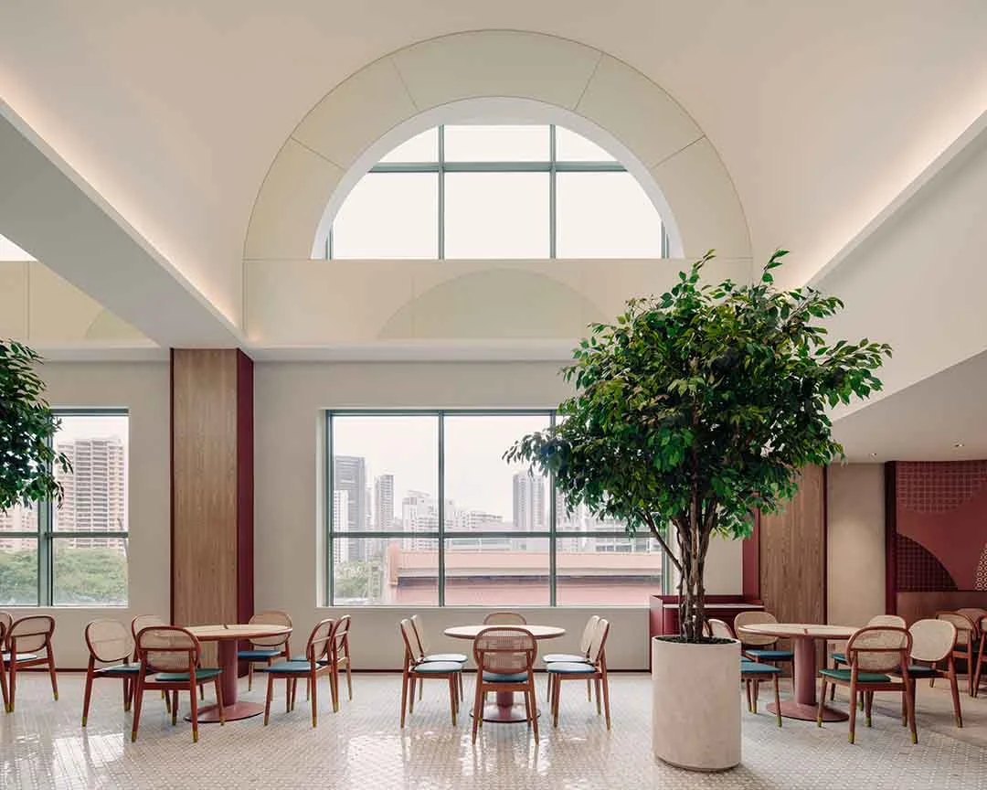 Dining Hall - Photo 1