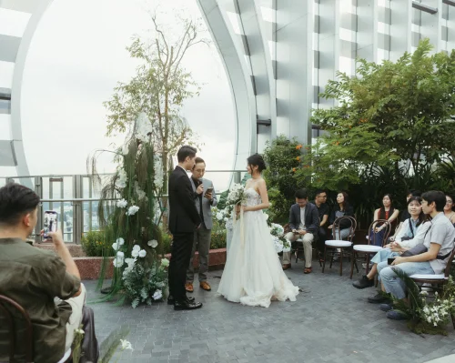 Karla & Oumi Restaurant - Photo 3