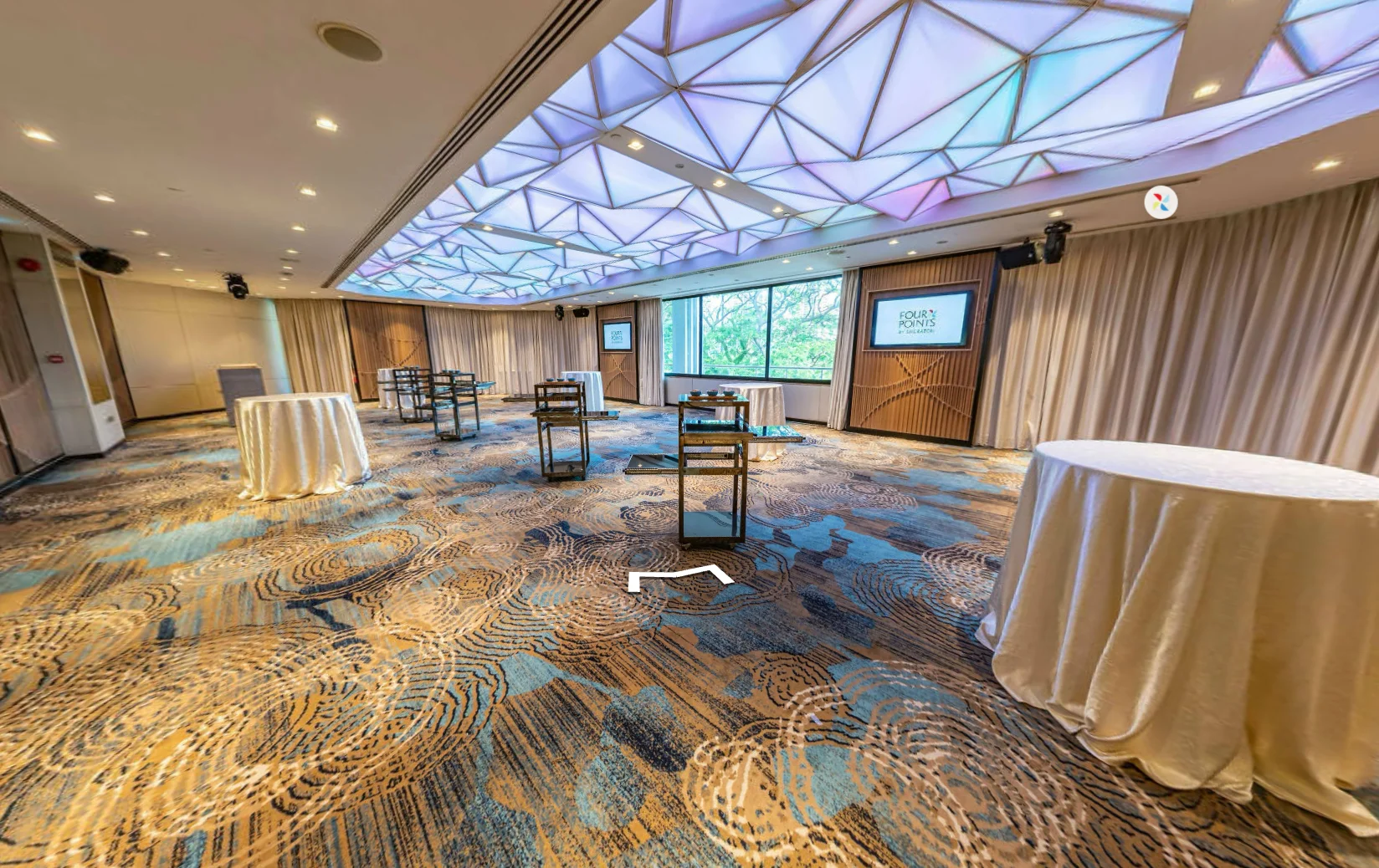 Robertson Room - Photo 1