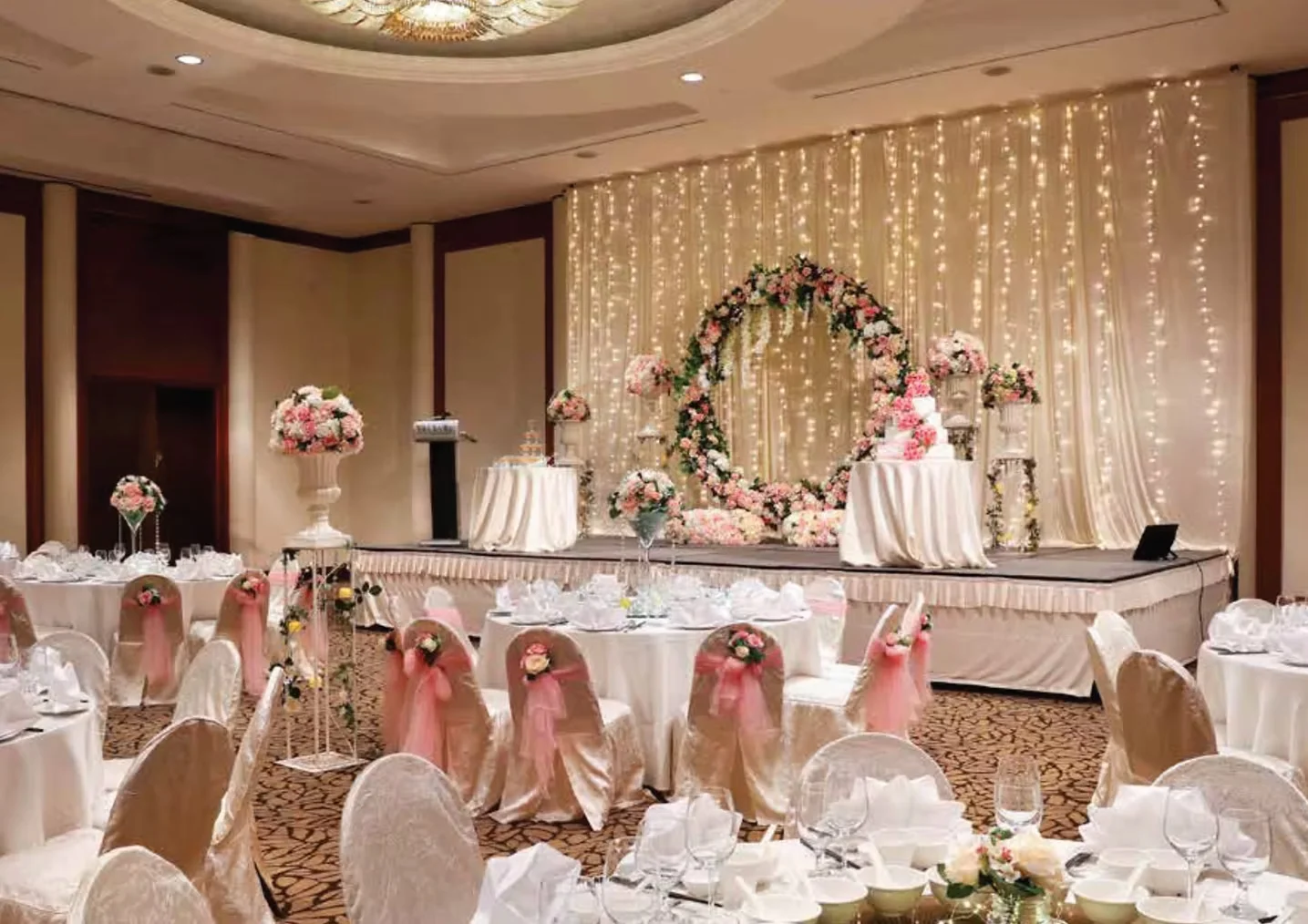 Venus II, III - Photo 1