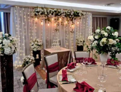 Top of the York - Photo 2