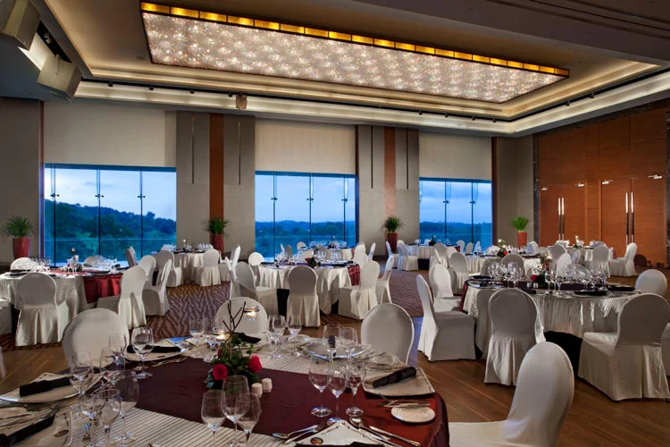 2 Ballrooms - Photo 1