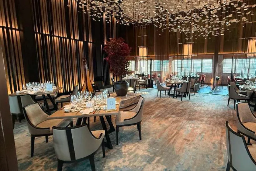 Main Dining Hall - Photo 2