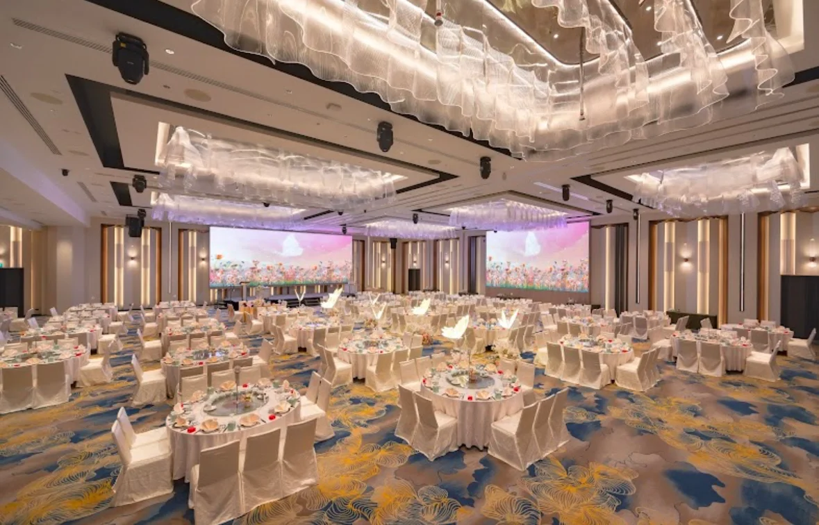 Grand Ballroom - Photo 2