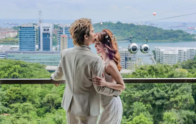 Dusk & The Mirabilis Bar - Photo 4