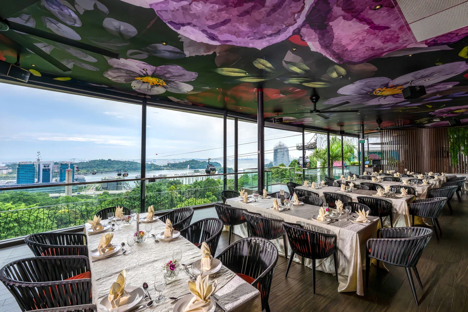Mount Faber Peak - Dusk & The Mirabilis Bar