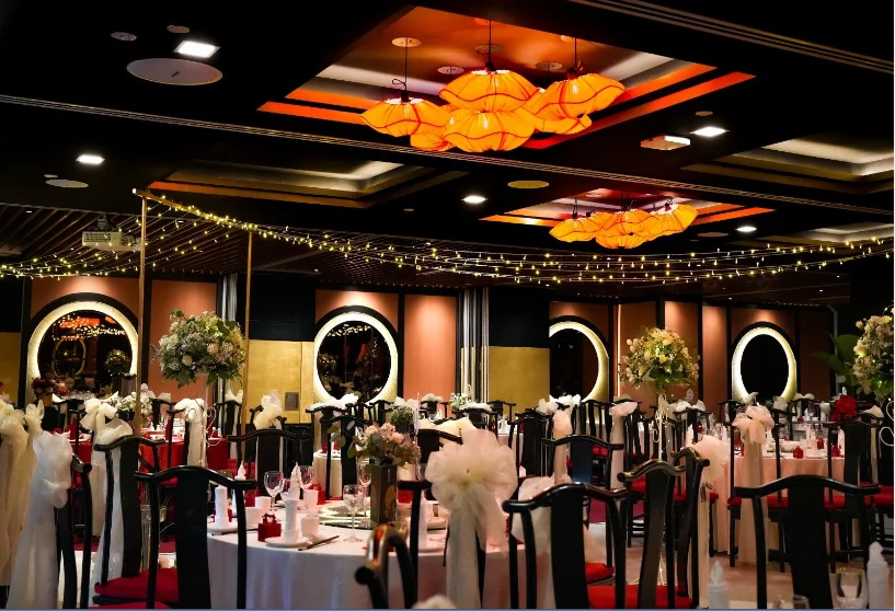 Main Dining Hall - Photo 2