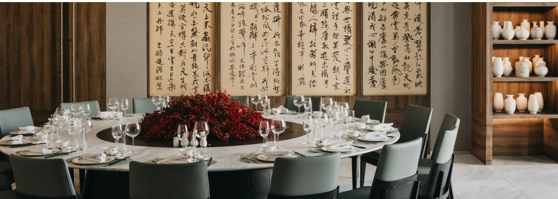 The Chairman's Lounge - Photo 1