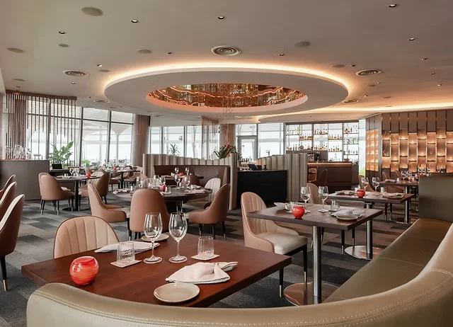 Exclusive Venue - Photo 1