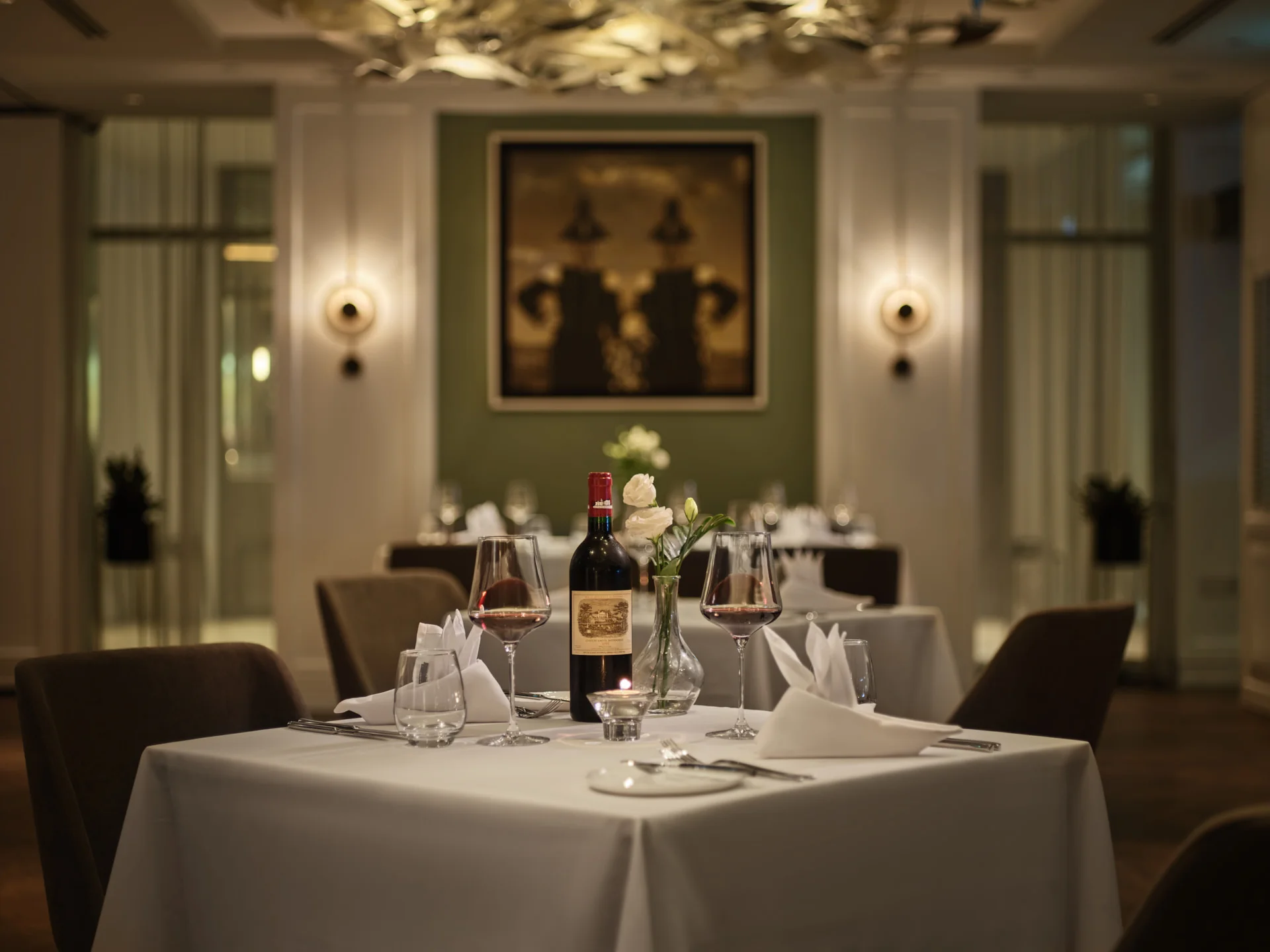 Whole Restaurant - Photo 4