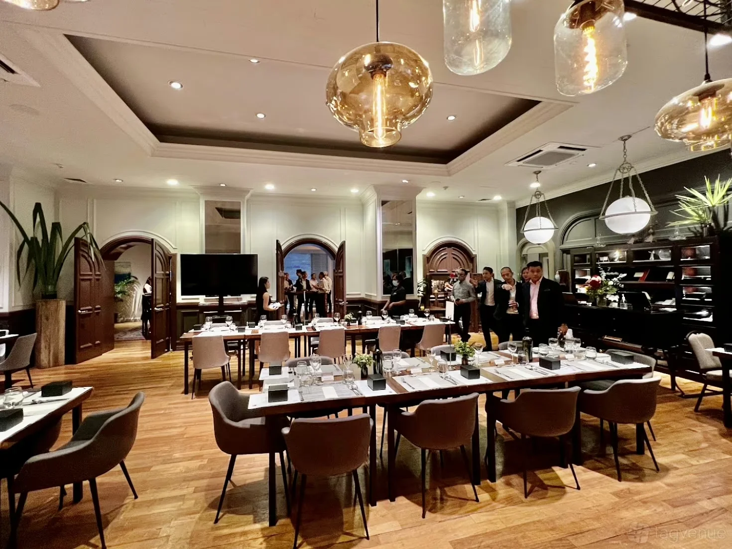 Whole Room - Photo 2