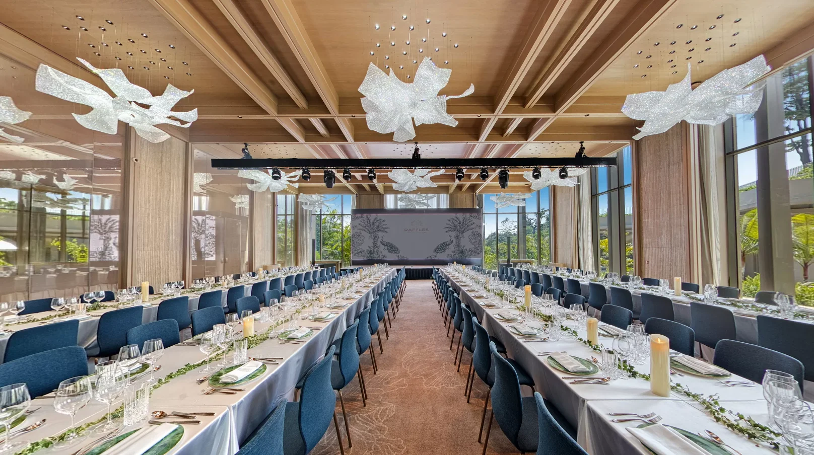 Raffles Ballroom - Photo 1